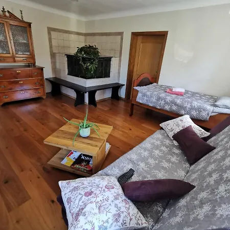 펜션 Charming With Patio And Garden *