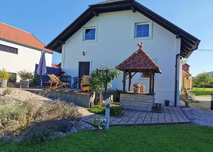 Charming With Patio And Garden Tatil Evi